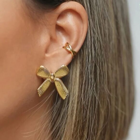 Textured gold bow earrings #1024 - Picture 1 of 5